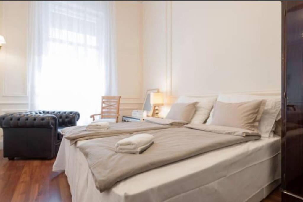 Luxury Art Deco Suite Close To Museum Of Fine Arts Budapest Bagian luar foto