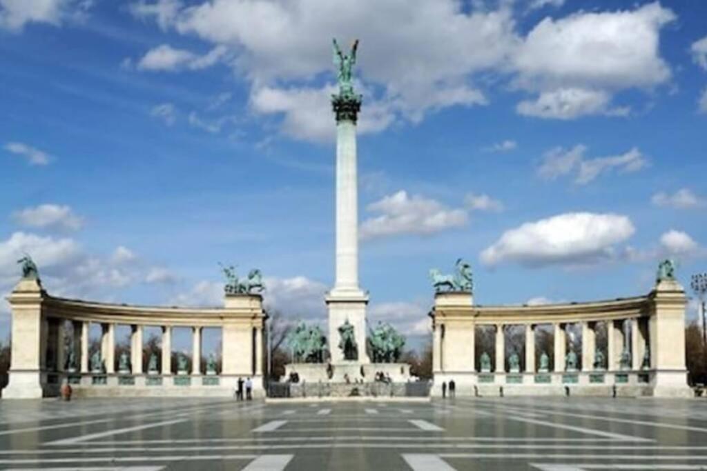 Luxury Art Deco Suite Close To Museum Of Fine Arts Budapest Bagian luar foto